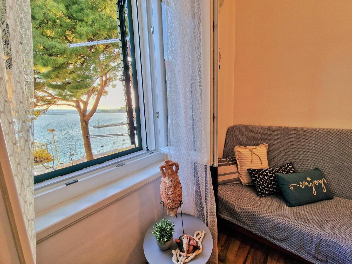 Pirates' Bay Apartment - 오미스 외부 사진
